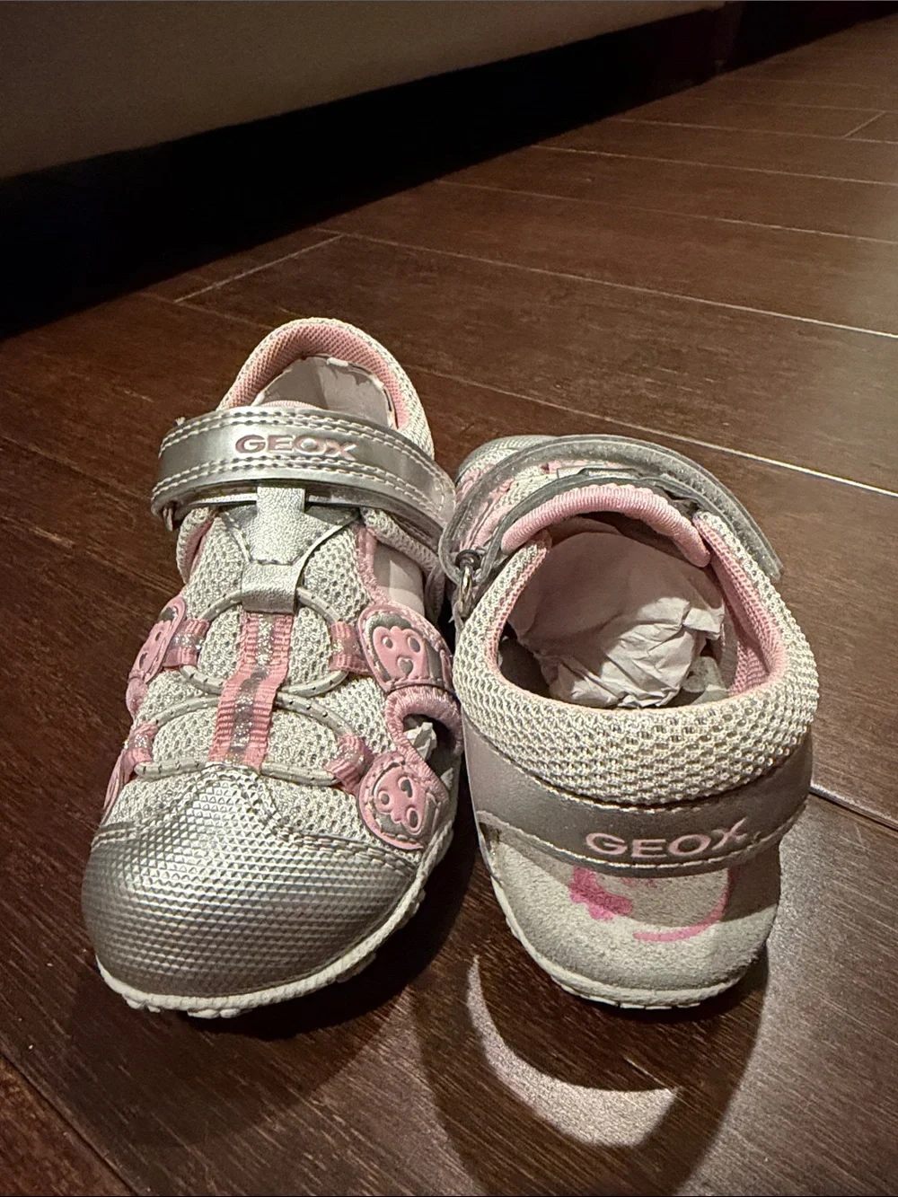 Geox closed toe